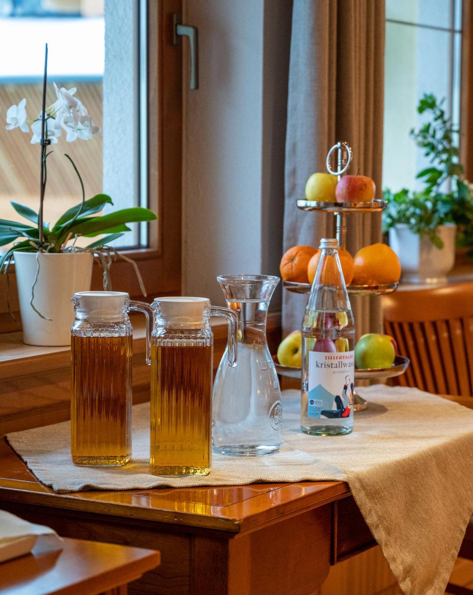 Hotel Waldheim Garni Mayrhofen Exterior photo